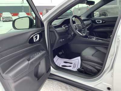 2026 Jeep Compass, $32771. Photo 10