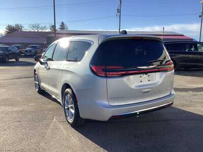 2026 Chrysler Pacifica, $45791. Photo 3