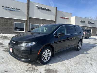 2023 Chrysler Voyager, $23975. Photo 1