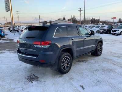 2020 Jeep Grand Cherokee, $19975. Photo 4
