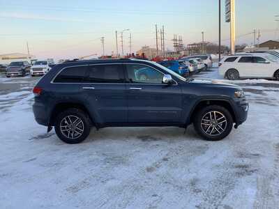 2020 Jeep Grand Cherokee, $19975. Photo 5