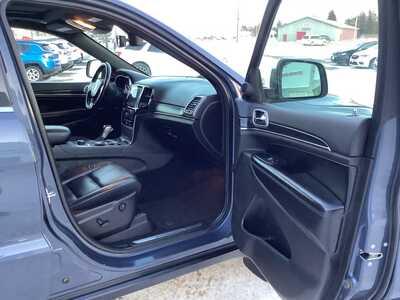 2020 Jeep Grand Cherokee, $19975. Photo 7