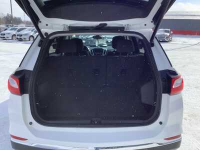 2021 Chevrolet Equinox, $16975. Photo 9