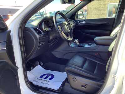 2019 Jeep Grand Cherokee, $21575. Photo 10