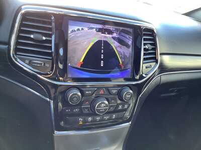 2019 Jeep Grand Cherokee, $21575. Photo 12