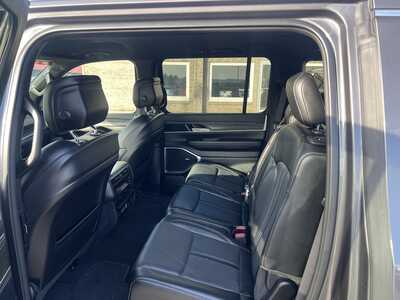 2024 Jeep Wagoneer, $48575. Photo 7