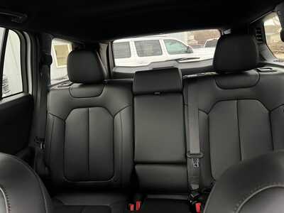 2026 Jeep Cherokee, $42349. Photo 7