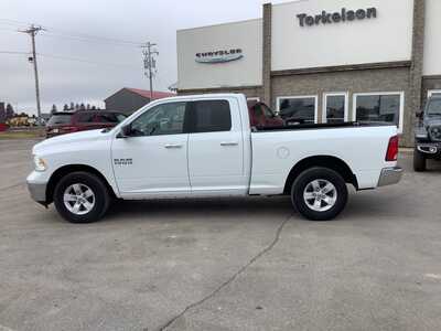 2017 RAM 1500 Ext Cab, $18975. Photo 2