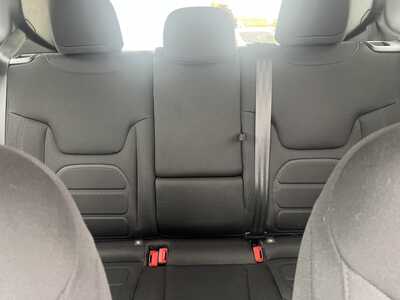 2022 Jeep Renegade, $18975. Photo 7