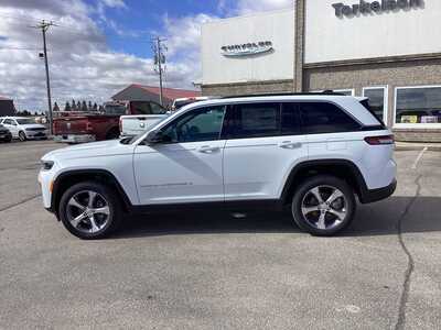 2026 Jeep Grand Cherokee, $47210. Photo 2