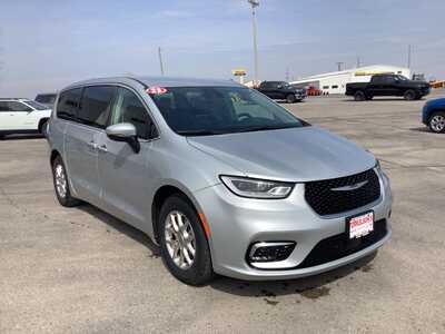2023 Chrysler Pacifica, $29575. Photo 6