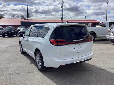 2026 Chrysler Pacifica, $45345. Photo 3