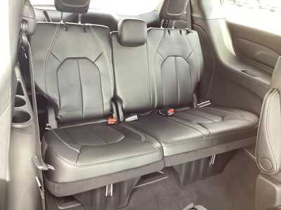 2026 Chrysler Pacifica, $45345. Photo 8