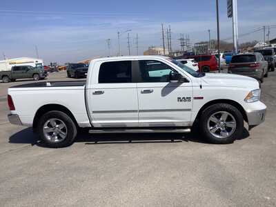 2015 RAM 1500 Crew Cab, $21975. Photo 5