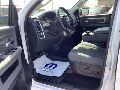 2015 RAM 1500 Crew Cab, $21975. Photo 9
