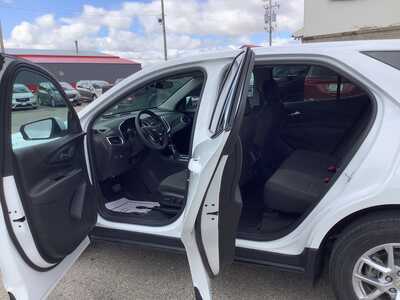 2022 Chevrolet Equinox, $20575. Photo 10