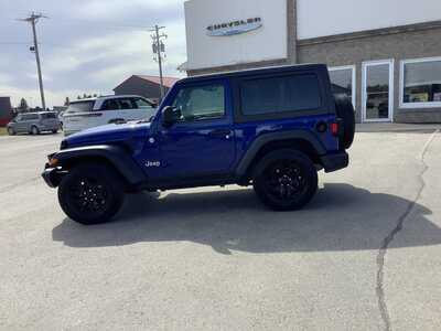 2019 Jeep Wrangler, $17975. Photo 2