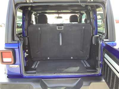 2019 Jeep Wrangler, $17975. Photo 9