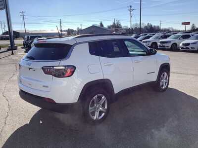 2023 Jeep Compass, $21575. Photo 4