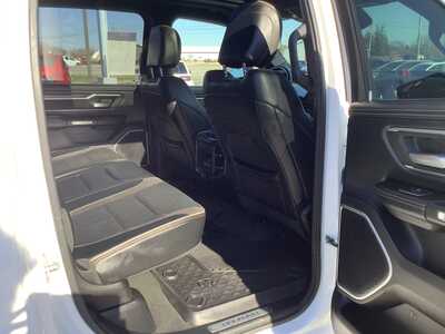 2022 RAM 1500 Crew Cab, $37975. Photo 8