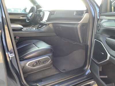 2024 Jeep Wagoneer, $41975. Photo 7