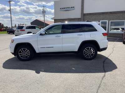 2021 Jeep Grand Cherokee, $24975. Photo 2