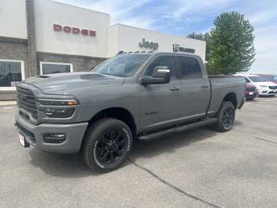 2026 RAM 2500 Crew Cab, $69880. Photo 1