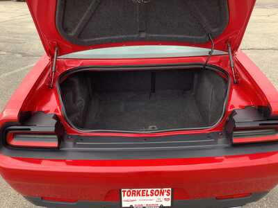 2015 Dodge Challenger, $17575. Photo 9