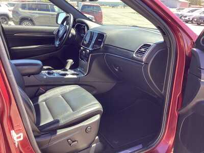 2021 Jeep Grand Cherokee, $20975. Photo 6
