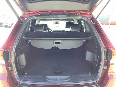 2021 Jeep Grand Cherokee, $20975. Photo 8