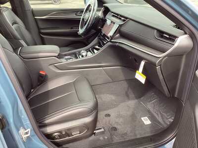 2026 Jeep Grand Cherokee L, $47913. Photo 5