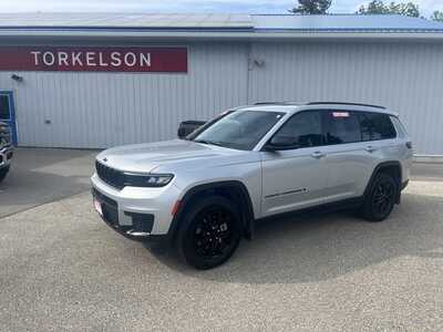 2024 Jeep Grand Cherokee L, $37975. Photo 1