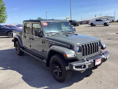 2021 Jeep Gladiator, $31975. Photo 12