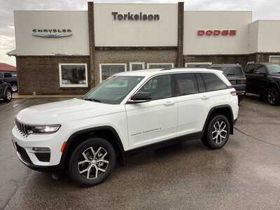 2023 Jeep Grand Cherokee, $32975. Photo 1