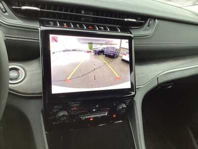 2023 Jeep Grand Cherokee, $32975. Photo 12