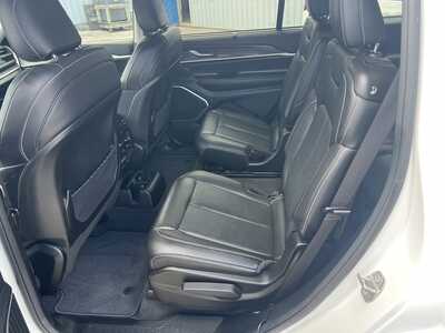 2022 Jeep Grand Cherokee L, $30975. Photo 5