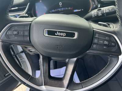 2022 Jeep Grand Cherokee L, $30975. Photo 11