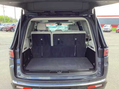 2023 Jeep Wagoneer, $52975. Photo 10