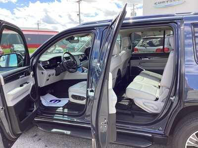 2023 Jeep Wagoneer, $52975. Photo 11