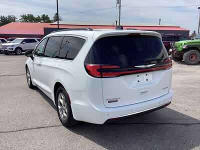 2023 Chrysler Pacifica, $29575. Photo 3
