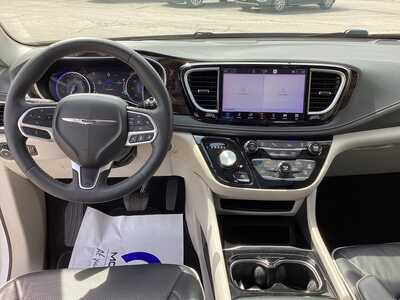 2023 Chrysler Pacifica, $29575. Photo 11