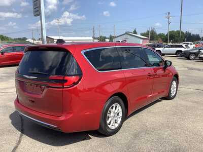 2025 Chrysler Pacifica, $30975. Photo 4
