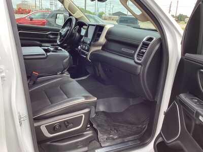 2019 RAM 1500 Crew Cab, $30975. Photo 7