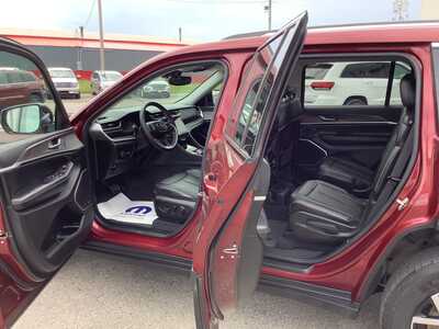 2023 Jeep Grand Cherokee L, $32575. Photo 11