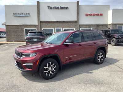 2023 Jeep Grand Cherokee, $24575. Photo 1