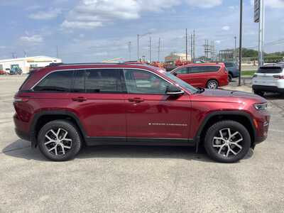 2023 Jeep Grand Cherokee, $24575. Photo 5