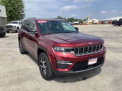 2023 Jeep Grand Cherokee, $24575. Photo 6
