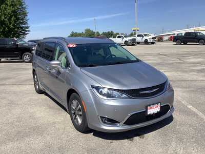 2020 Chrysler Pacifica, $18975. Photo 6