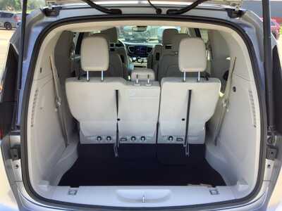 2020 Chrysler Pacifica, $18975. Photo 10