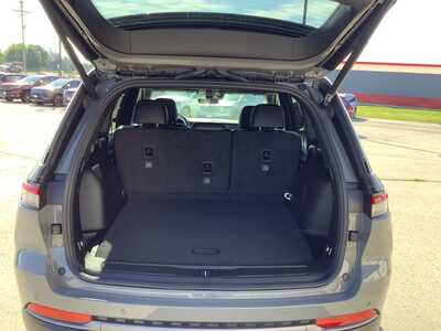 2027 Jeep Grand Cherokee, $50117. Photo 9